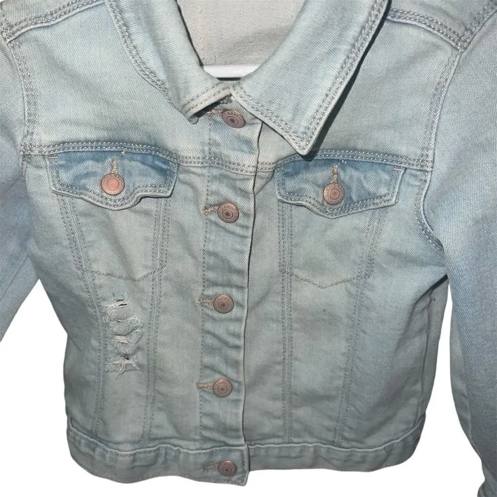 Gorgeous‎ Toddler distressed denim jacket with pearls and diamond string 4t